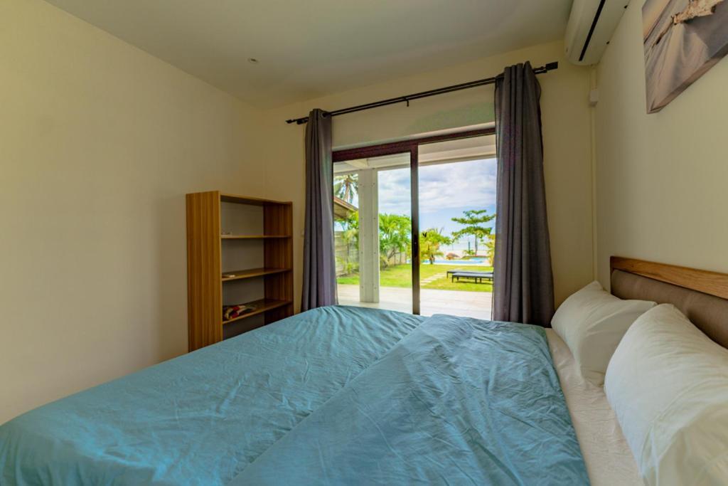 Stella Marris Beachfront Villa Pointe aux Sable エクステリア 写真